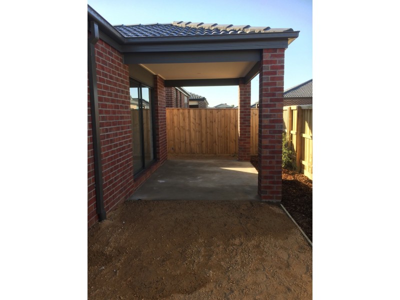 10 Impara Rise, Werribee VIC 3030