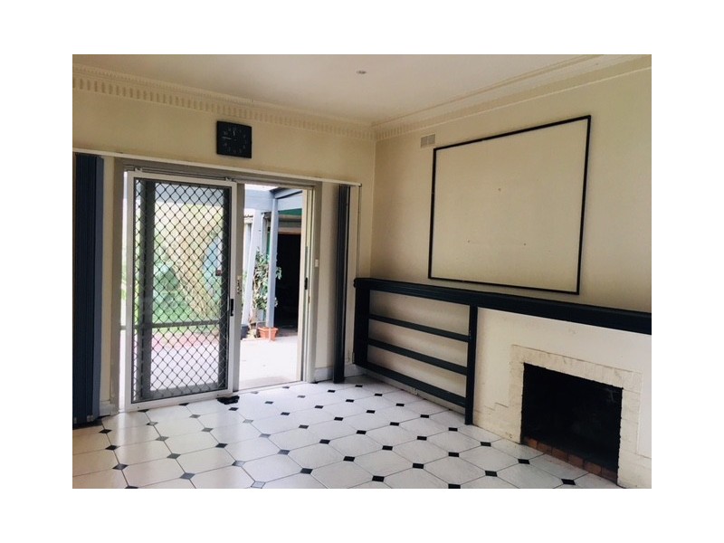 6 Ricourt Avenue, Murrumbeena VIC 3163