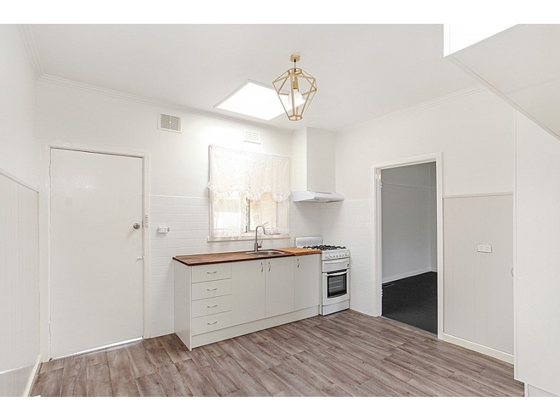 48 Conifer Avenue, Brooklyn VIC 3012