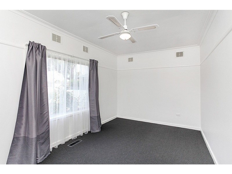 48 Conifer Avenue, Brooklyn VIC 3012