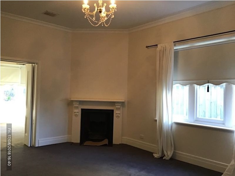 4 Girdwood avenue, Carnegie VIC 3163