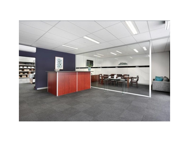 11 Blackwood Drive, Altona North VIC 3025