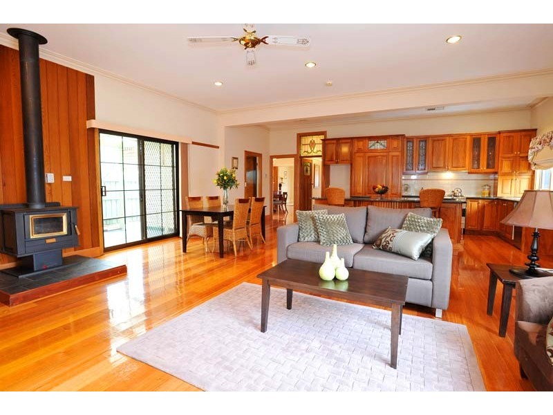 75 Madden Street, Maidstone VIC 3012