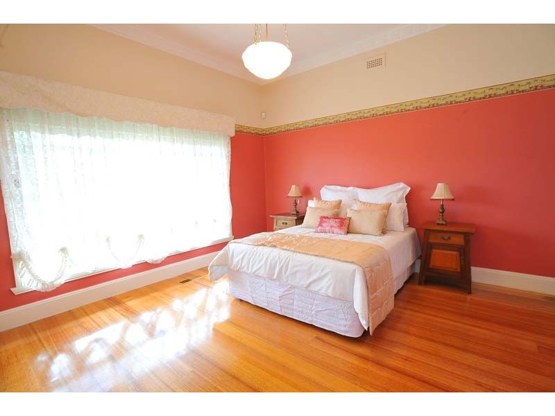 75 Madden Street, Maidstone VIC 3012