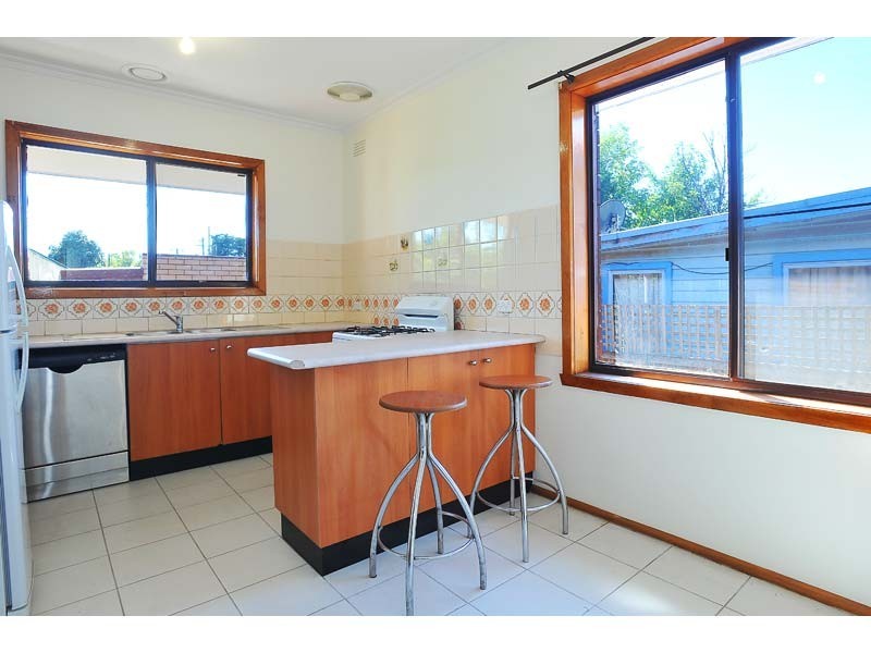 10 Reed Street, Spotswood VIC 3015