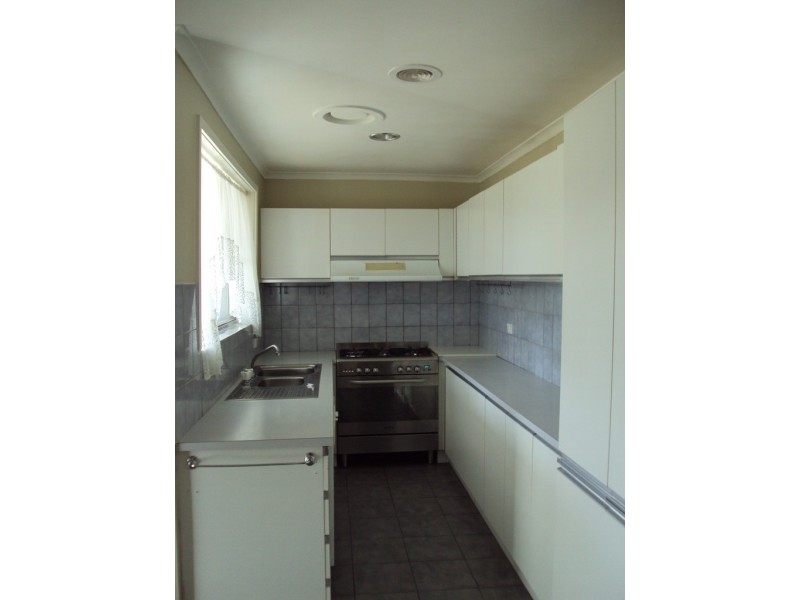 6 Howitt Crescent, Sunshine West VIC 3020