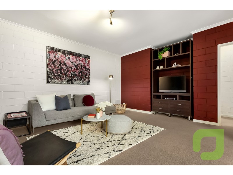 12/245 Nicholson Street, Seddon VIC 3011
