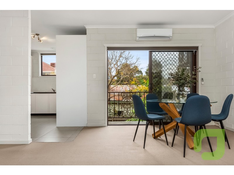12/245 Nicholson Street, Seddon VIC 3011