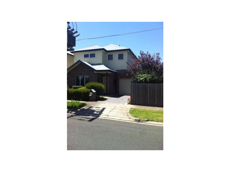 90 Hansen Street, Newport VIC 3015