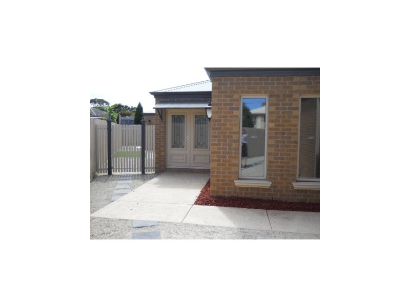 14 Sydney Street, Newport VIC 3015