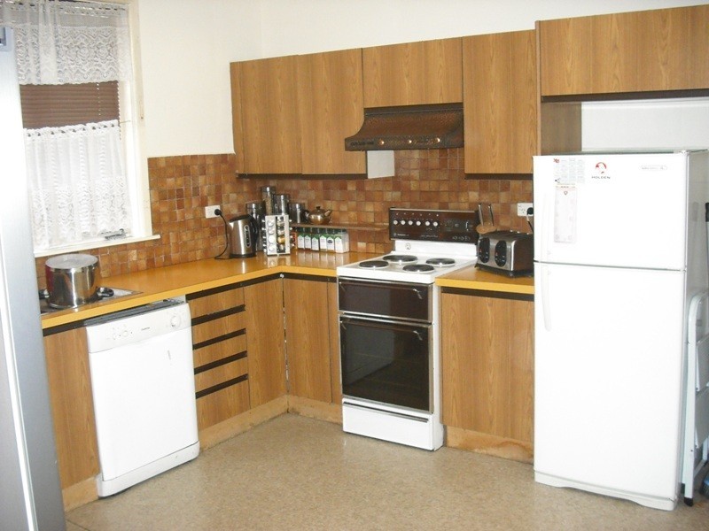 27 Tenterden Street, Yarraville VIC 3013