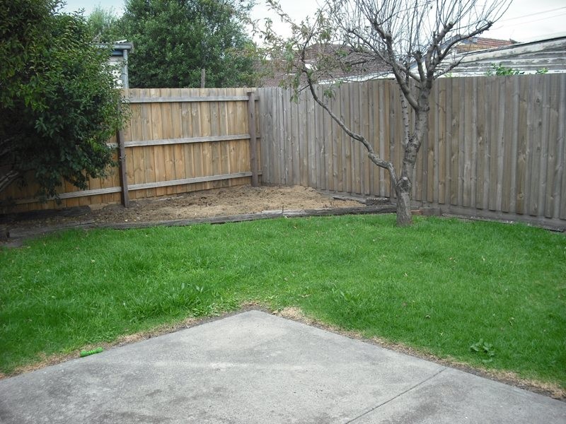 27 Tenterden Street, Yarraville VIC 3013