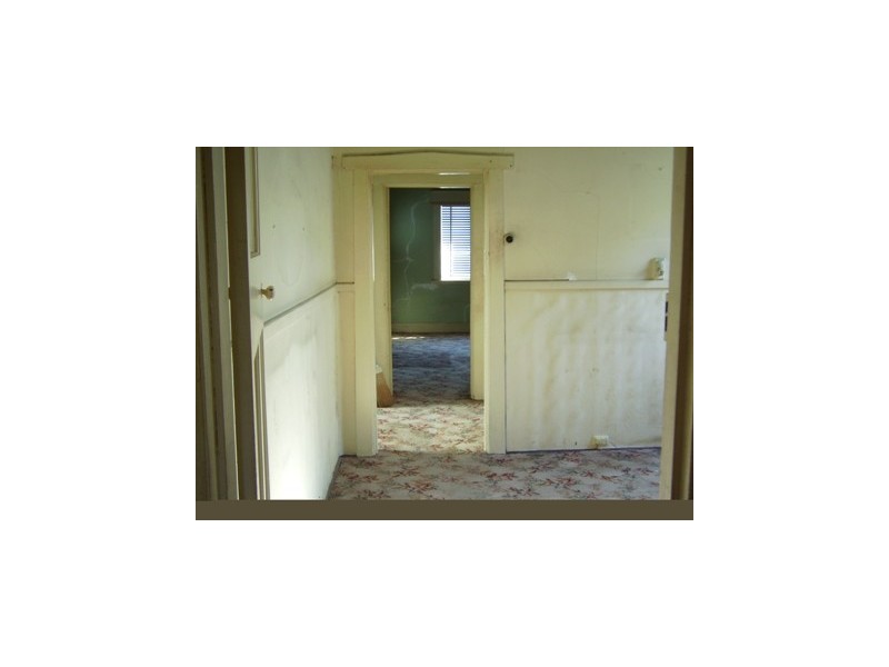 89 Coronation Street, Kingsville VIC 3012