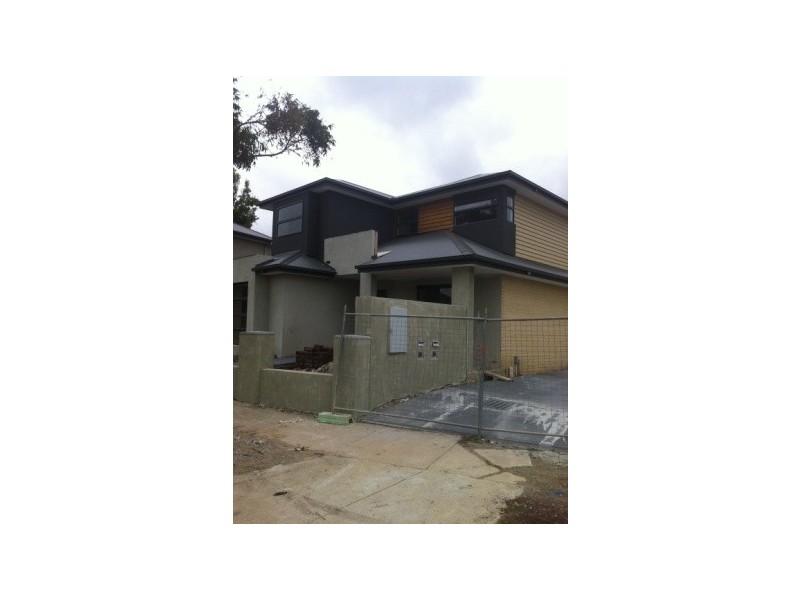 1/50 Conifer Avenue, Brooklyn VIC 3012