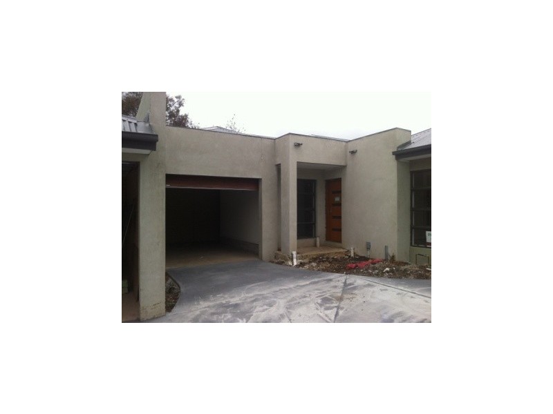 2/50 Conifer Avenue, Brooklyn VIC 3012