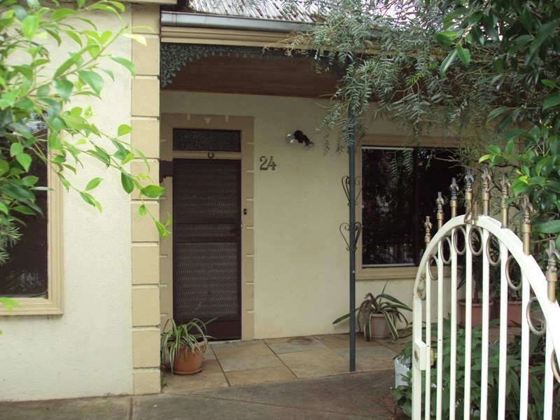 24 Empire Street, Footscray VIC 3011