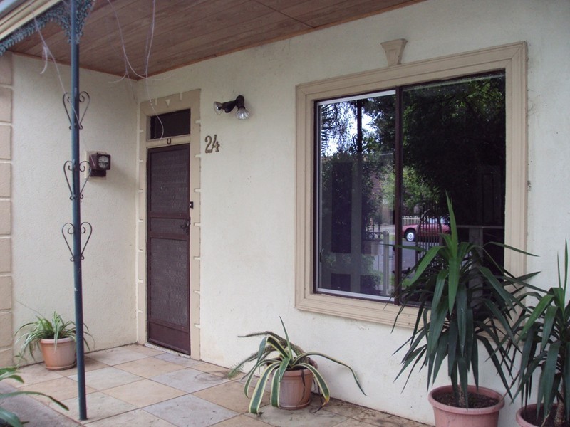 24 Empire Street, Footscray VIC 3011