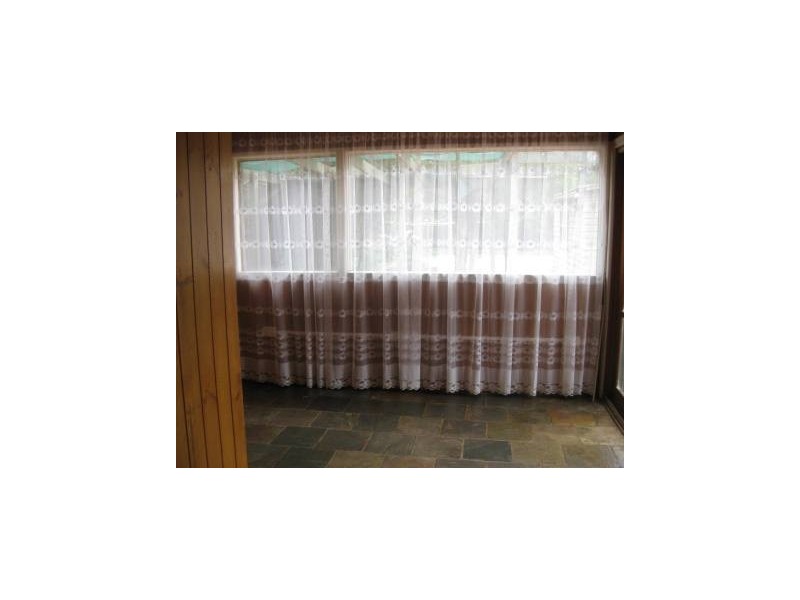 35 Eames Avenue, Brooklyn VIC 3012