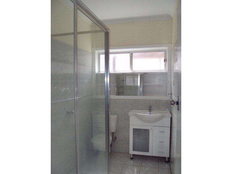 102  Warwick Road, Sunshine North VIC 3020