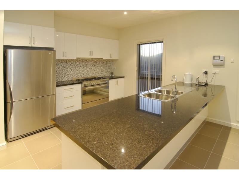 5 Middle Park Drive, Point Cook VIC 3030