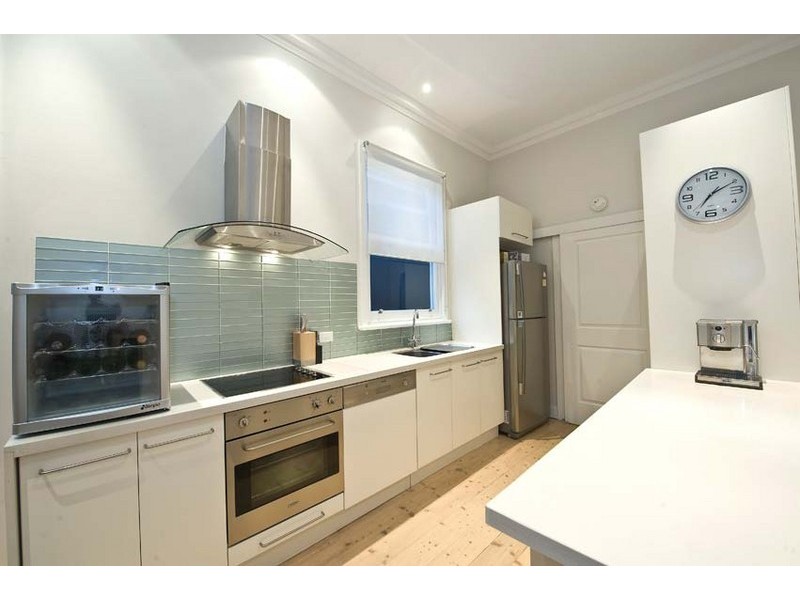 28 Hamilton Street, Seddon VIC 3011