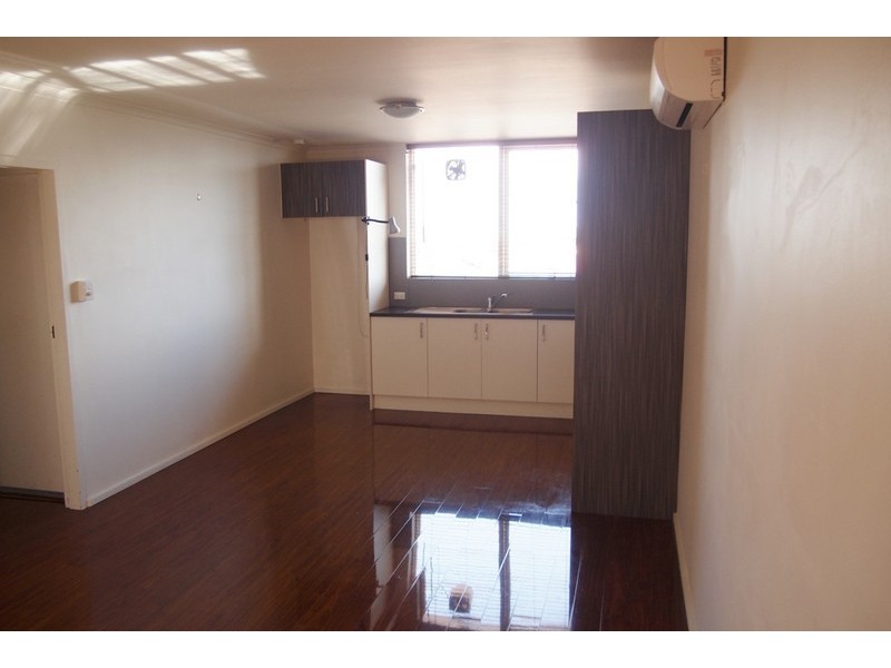 12/13 Alberta Street, West Footscray VIC 3012