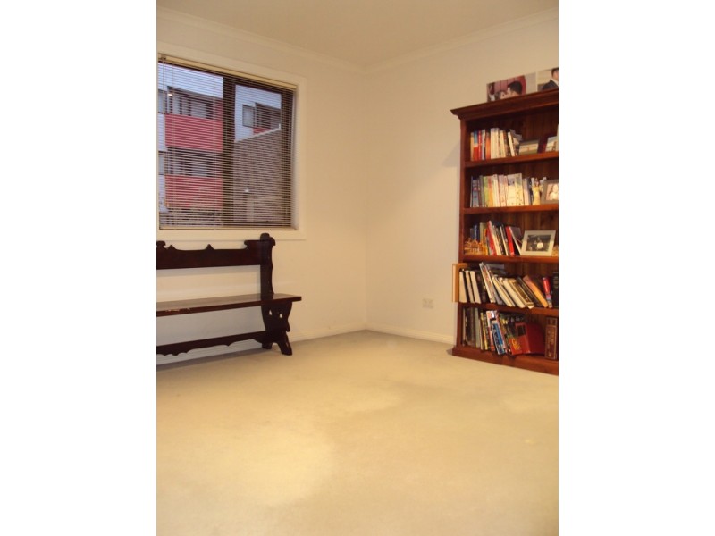 5/113-115 Ballarat Road, Footscray VIC 3011