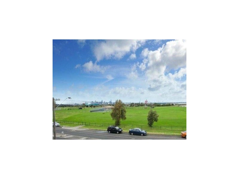 2/89 The Strand, Williamstown VIC 3016