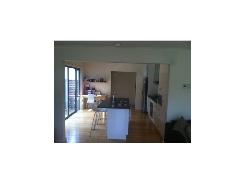 10 Severn Street, Newport VIC 3015