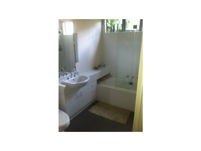 10 Severn Street, Newport VIC 3015