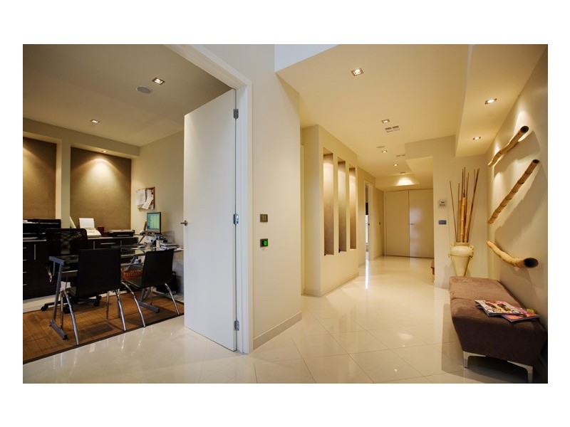 4 Fairbairn Way, Caroline Springs VIC 3023