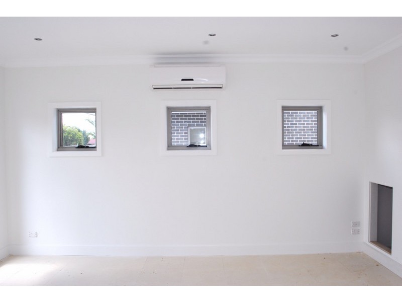 1/12 South Avenue, Altona Meadows VIC 3028