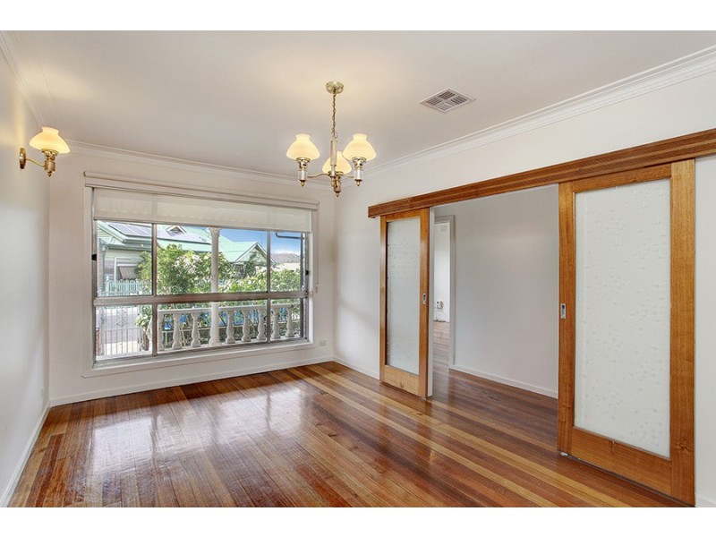 2 Margaret Street, Seddon VIC 3011