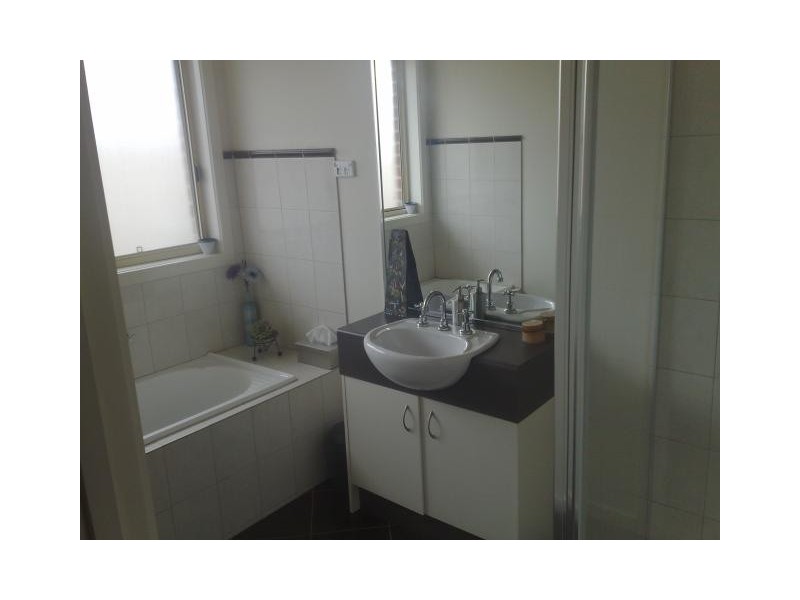 2/26 Harmony Drive, Tarneit VIC 3029