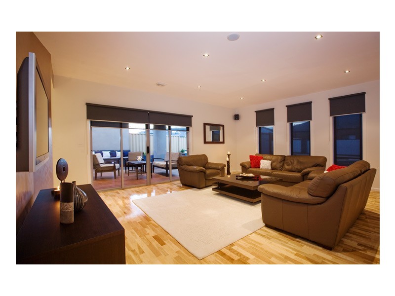 40 Central Park, Caroline Springs VIC 3023