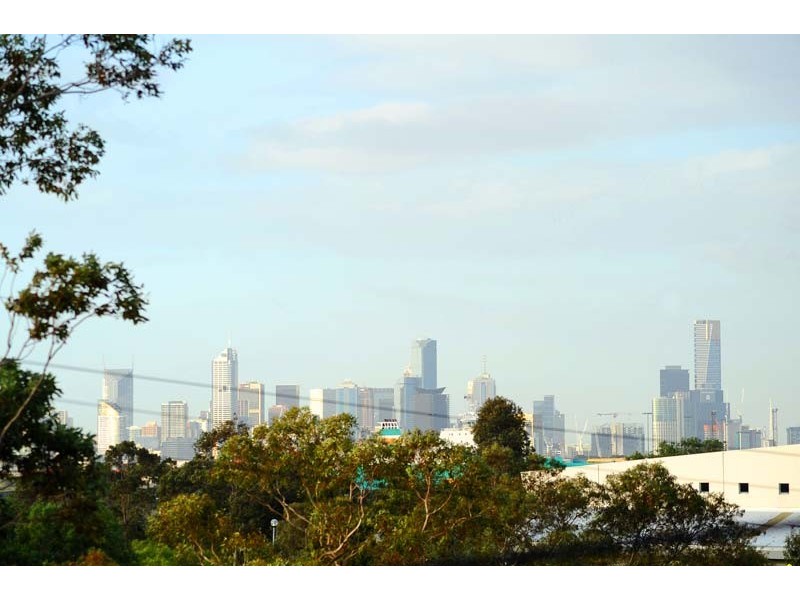 9 North Road, Newport VIC 3015