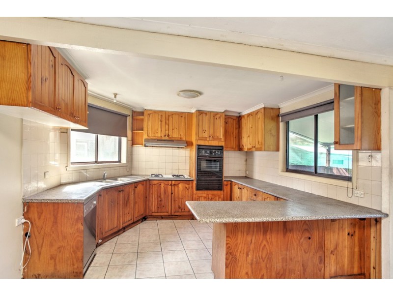 14 Enderby Court, Braybrook VIC 3019