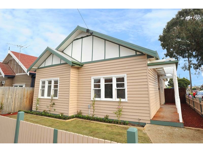2 Elphinstone Street, West Footscray VIC 3012