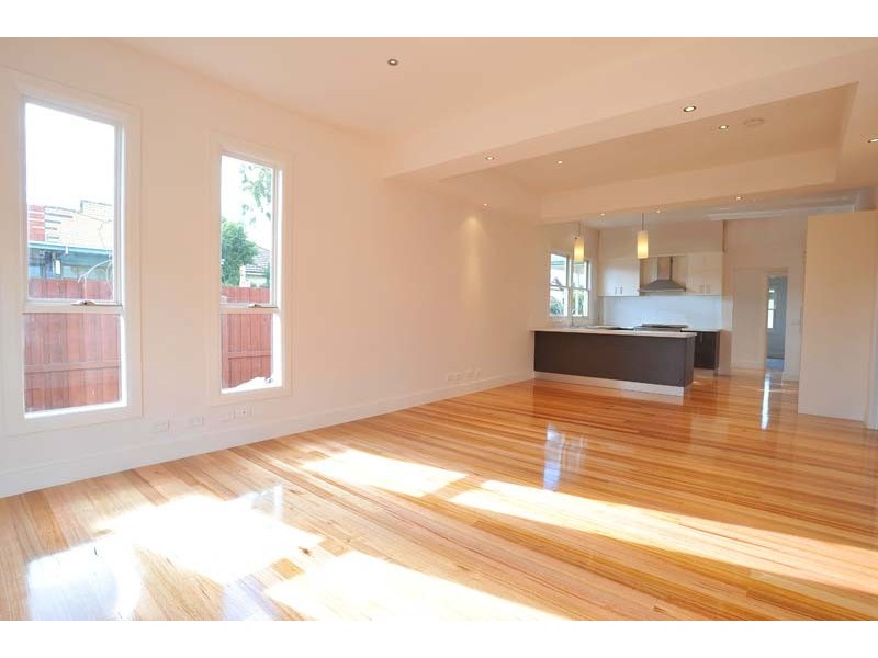 2 Elphinstone Street, West Footscray VIC 3012