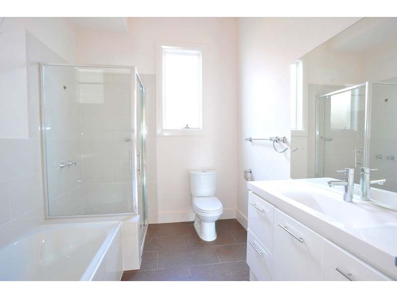 2 Elphinstone Street, West Footscray VIC 3012