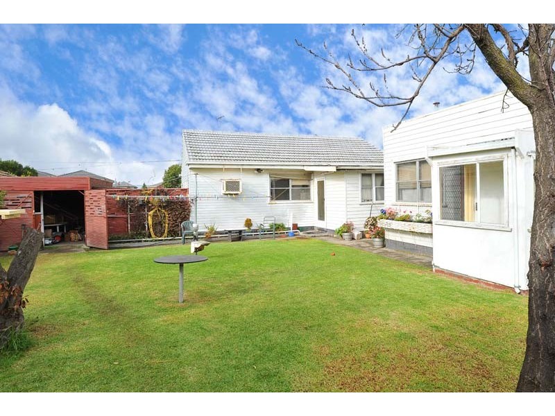 60 Kernot Street, South Kingsville VIC 3015