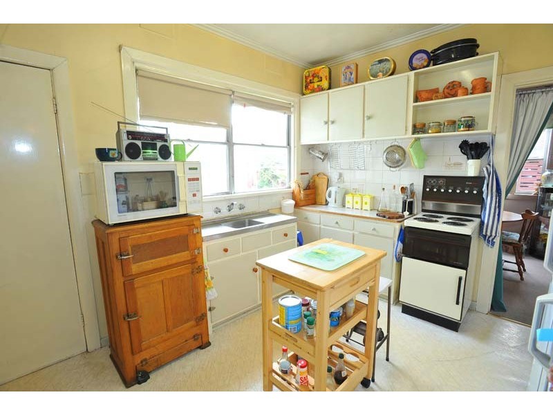 60 Kernot Street, South Kingsville VIC 3015