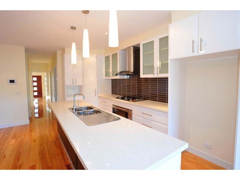 11 Percy Street, Newport VIC 3015