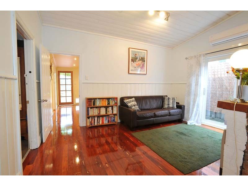 15 Salisbury Street, Yarraville VIC 3013