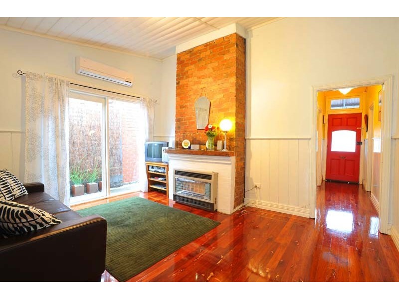 15 Salisbury Street, Yarraville VIC 3013