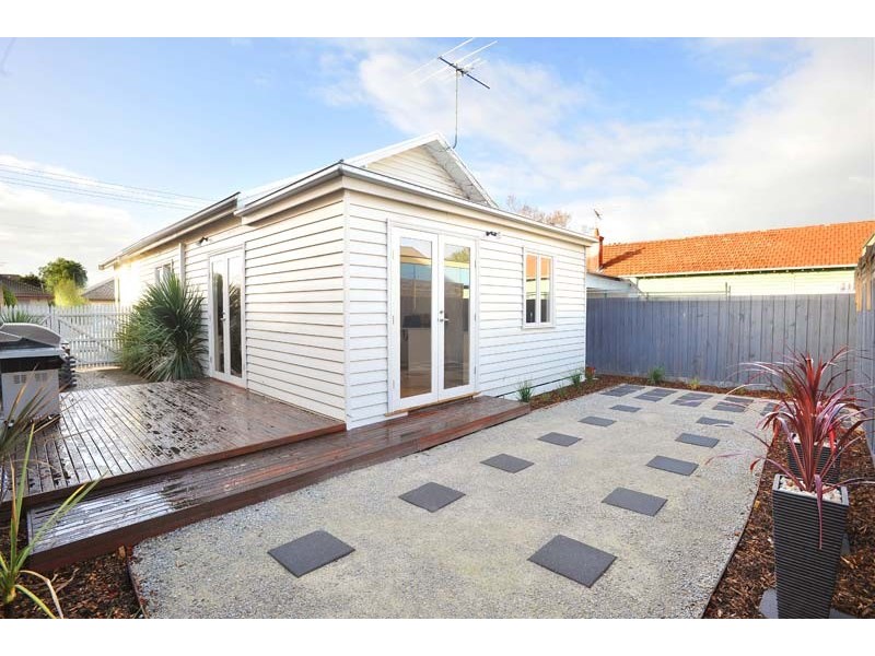 19 Hotham Street, Seddon VIC 3011