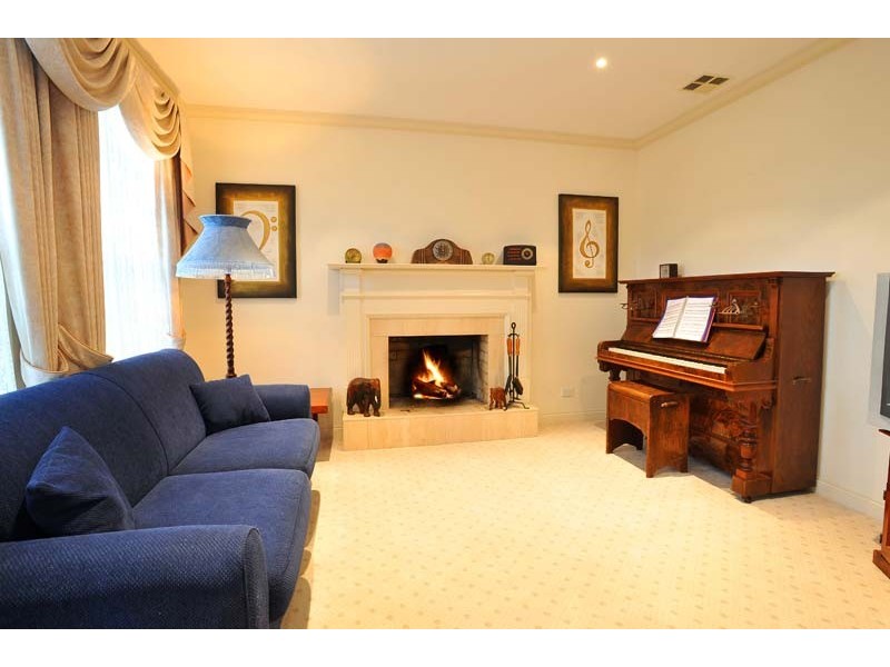 56 Merrett Drive, Williamstown VIC 3016