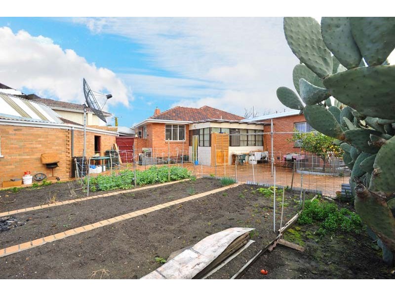 4 Britt Court, Newport VIC 3015