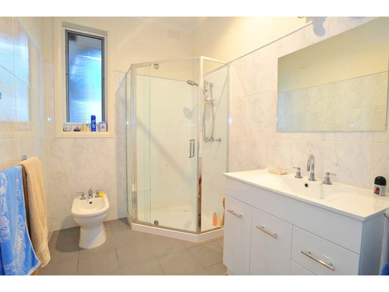 4 Britt Court, Newport VIC 3015