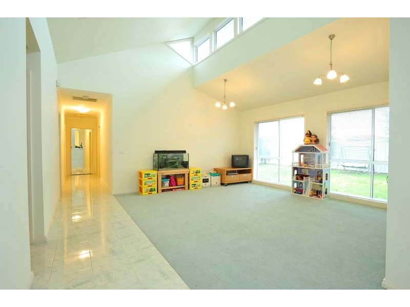 64 Chisholm Drive, Caroline Springs VIC 3023